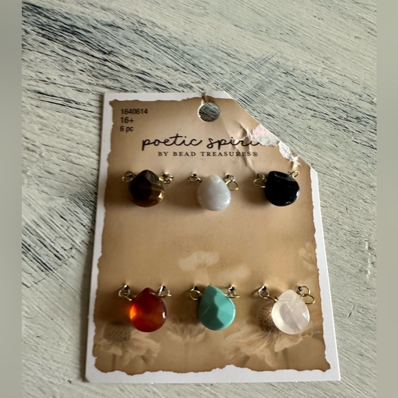 Poetic spirit 6 piece bead jewelry making beads new multicolored - Picture 2 of 4